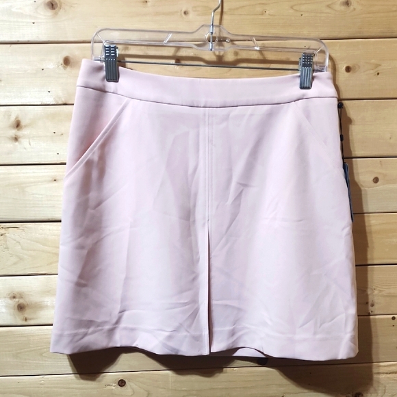 Tommy Hilfiger Dresses & Skirts - Tommy Hilfiger TheFlex Skirt Size 6 NWT Pastel Pink